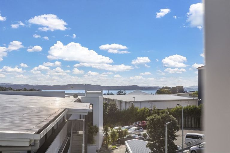 Photo of property in 221/17 Link Crescent, Stanmore Bay, Whangaparaoa, 0932