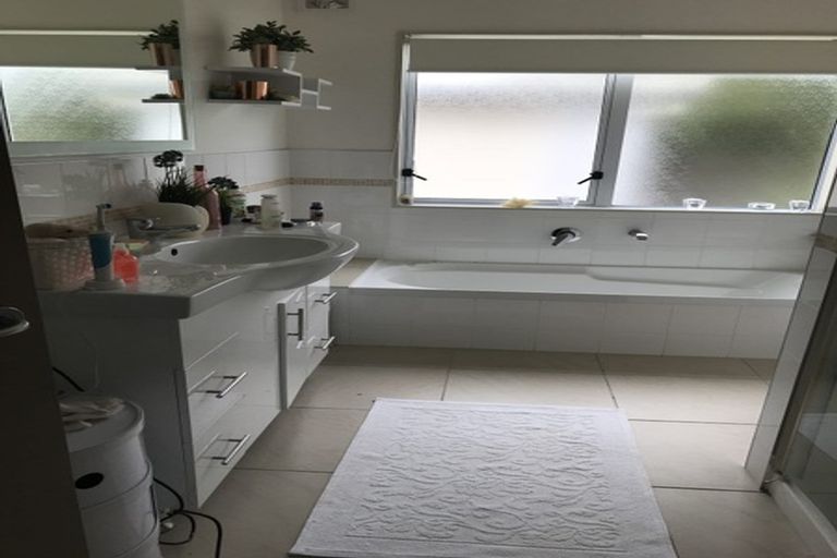 Photo of property in 42u4 Hoover Street, Brooklyn, Wellington, 6021