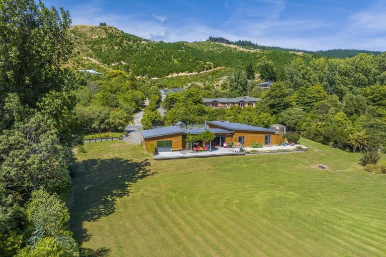 Photo of property in 45 Mahaki Road, Nikau Valley, Paraparaumu, 5032