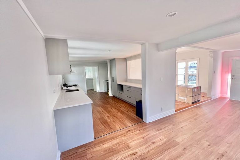 Photo of property in 31 Rambler Crescent, Beach Haven, Auckland, 0626