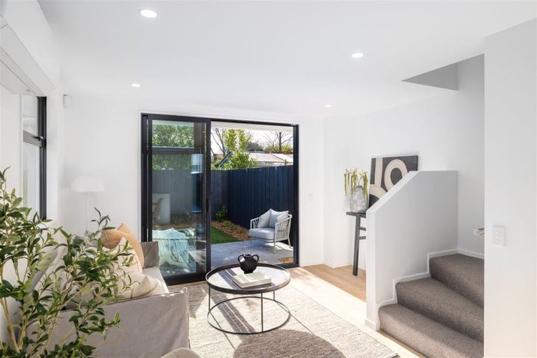 Photo of property in 6/66 Cleveland Street, Edgeware, Christchurch, 8013
