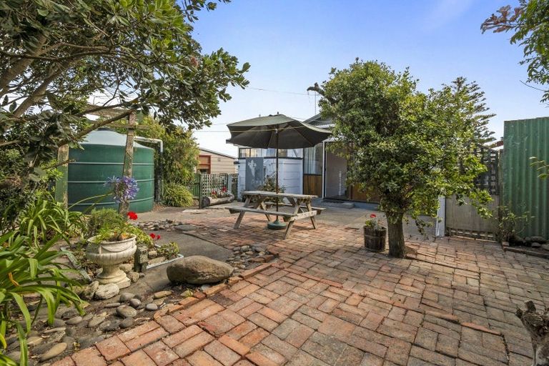 Photo of property in 30 Rapaki Street, Koitiata, Wanganui, 4581
