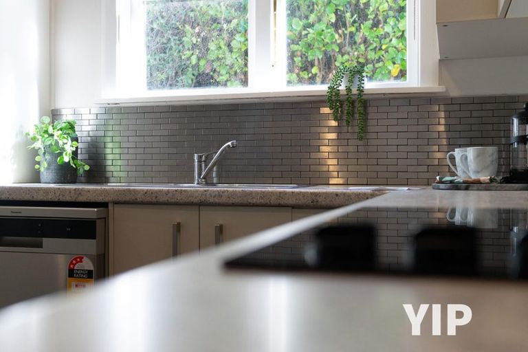 Photo of property in 35 Hindmarsh Street, Johnsonville, Wellington, 6037