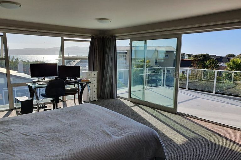 Photo of property in 78 Seaview Road, Paraparaumu Beach, Paraparaumu, 5032