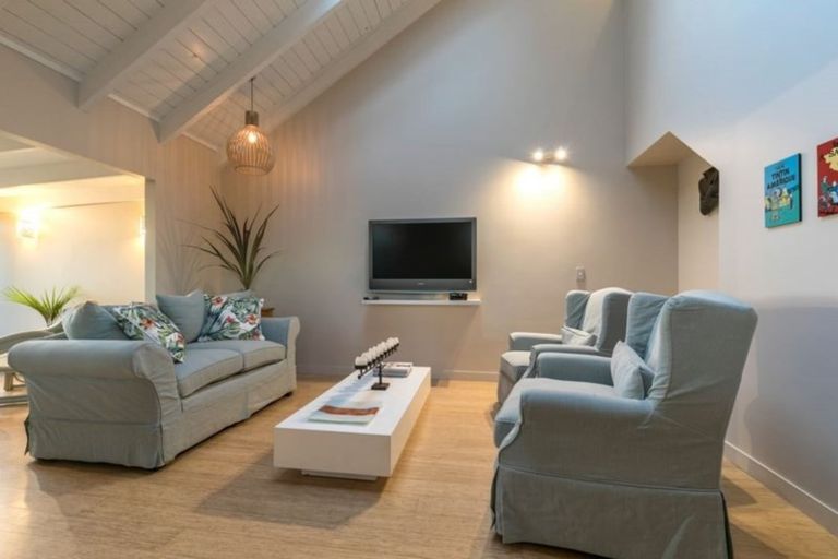 Photo of property in 91 Princes Street, Northcote Point, Auckland, 0627