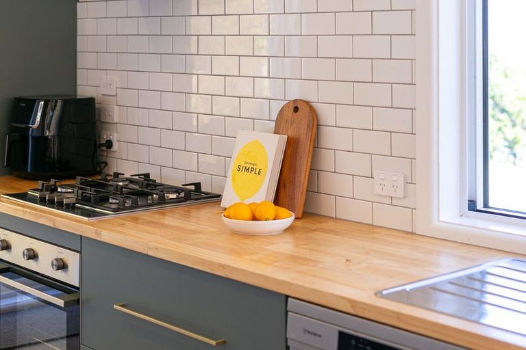 Photo of property in 42 Buckingham Street, Melrose, Wellington, 6023