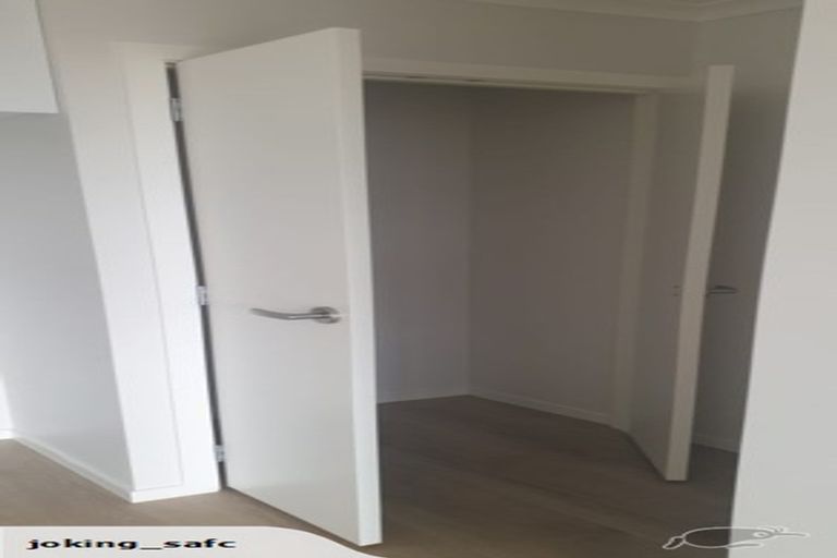 Photo of property in 2 Ridgeview Close, Red Beach, 0932