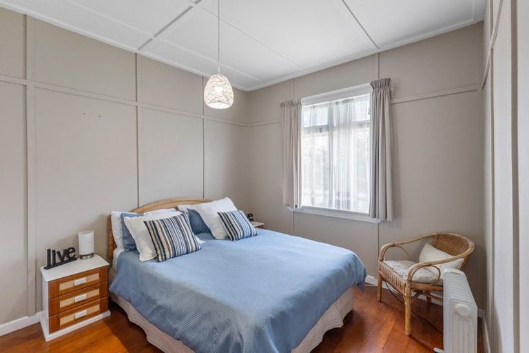 Photo of property in 13 Waimea Road, Waikanae Beach, Waikanae, 5036