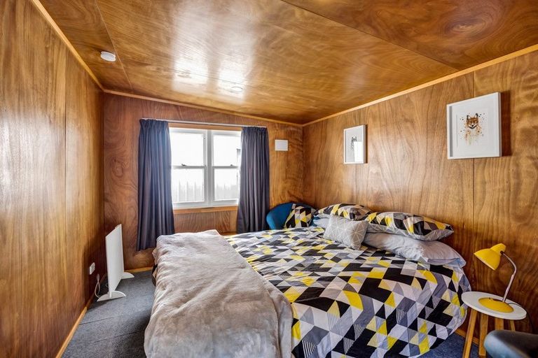 Photo of property in 1 Ramanui Avenue, Hawera, 4610