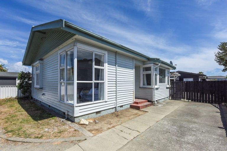 Photo of property in 60 Tahunanui Drive, Tahunanui, Nelson, 7011
