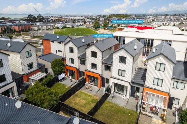Photo of property in 7/6 Onekiritea Road, Hobsonville, Auckland, 0616
