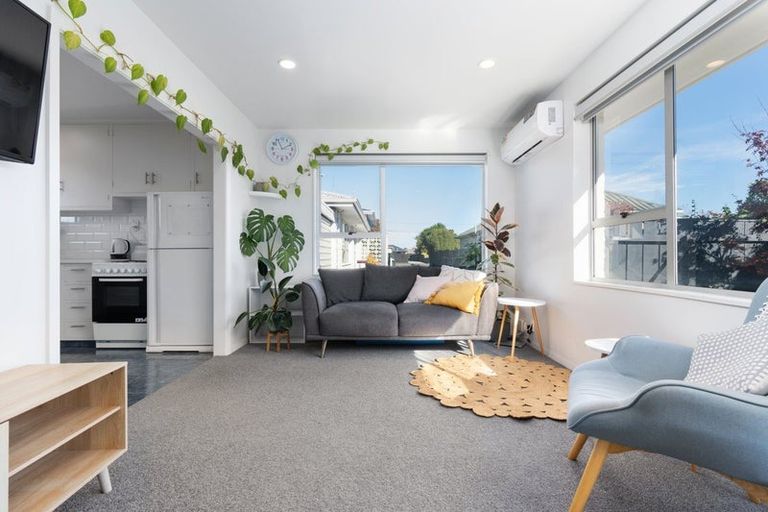 Photo of property in 4/35 Neill Street, Hornby, Christchurch, 8042
