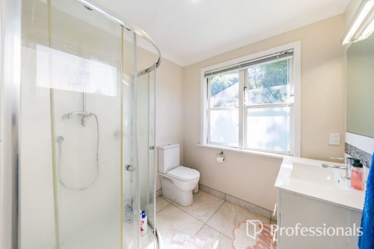 Photo of property in 25 Thomas Street, Stokes Valley, Lower Hutt, 5019