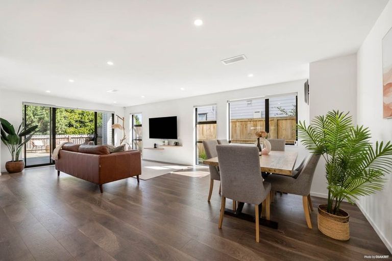 Photo of property in 12 Rapunga Drive, Hobsonville, Auckland, 0616