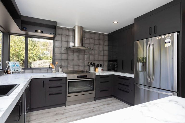 Photo of property in 77 Maunga Road, Dannevirke, 4976