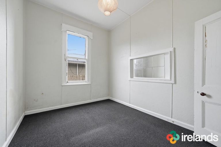 Photo of property in 21 Defoe Place, Waltham, Christchurch, 8023