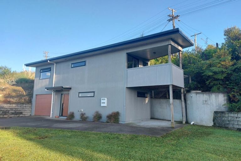 Photo of property in 102 Fourth Avenue, Woodhill, Whangarei, 0110