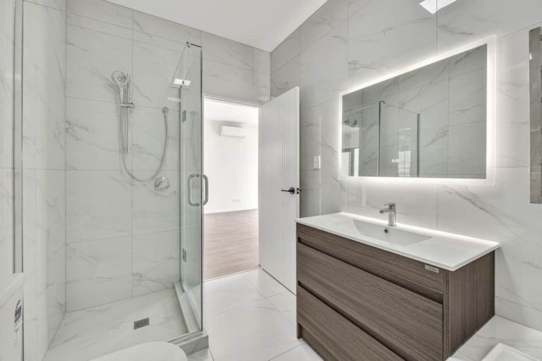 Photo of property in 24b Horokaka Street, Massey, Auckland, 0614