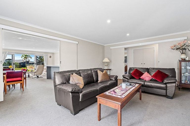 Photo of property in 5 Ara Kahika Lane, One Tree Point, 0118