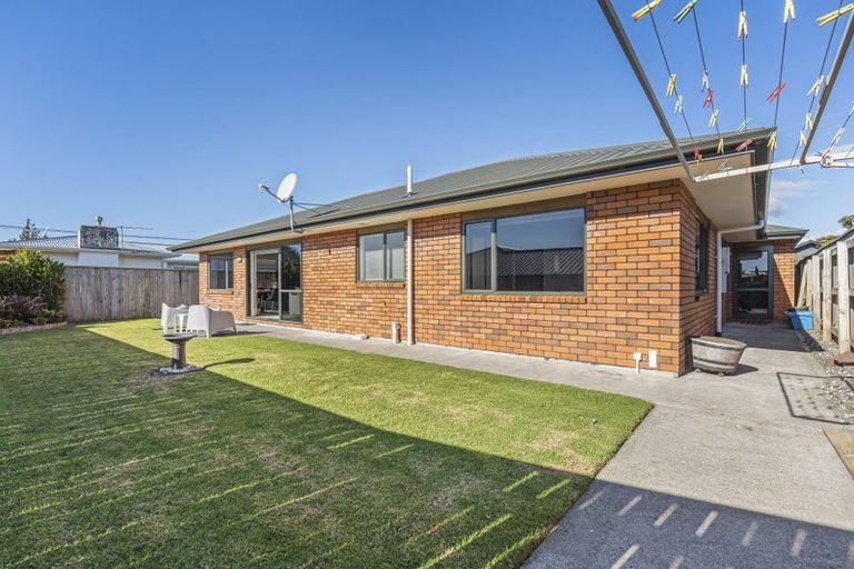 Photo of property in 11 Wilton Street, Westown, New Plymouth, 4310