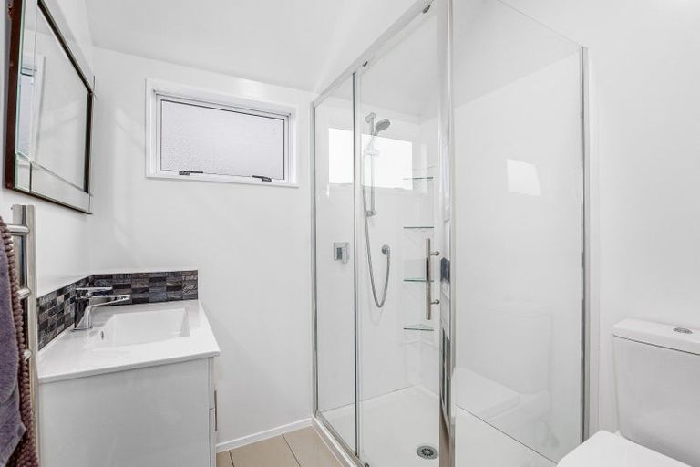 Photo of property in 41 Joseph Banks Drive, Whitby, Porirua, 5024