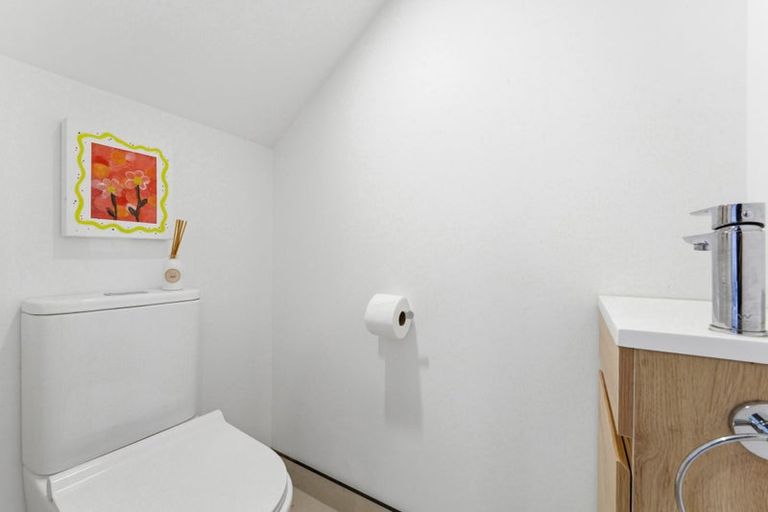 Photo of property in 2/314 Royal Road, Massey, Auckland, 0614