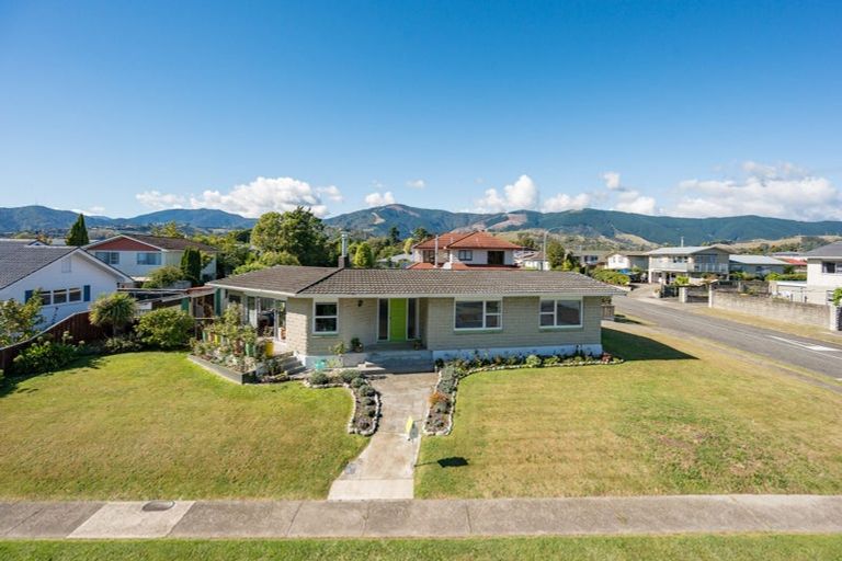 Photo of property in 26 Durham Street, Stoke, Nelson, 7011