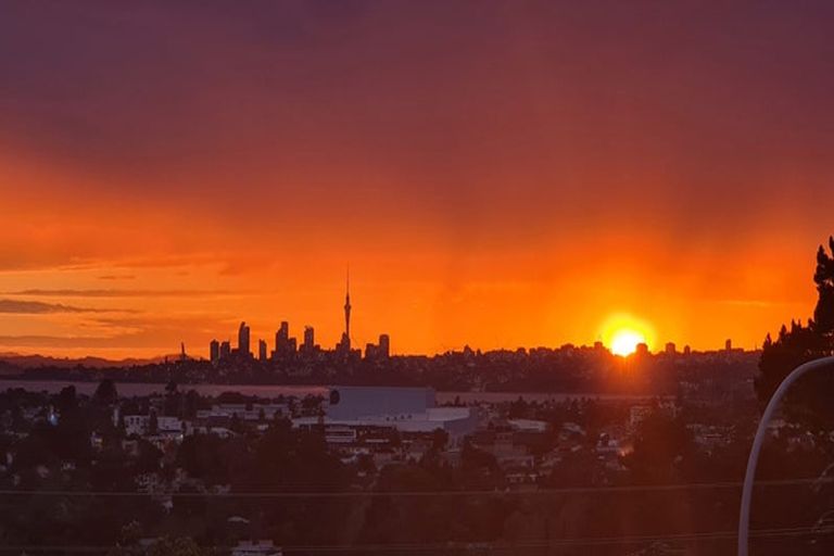 Photo of property in 91 Don Buck Road, Massey, Auckland, 0614