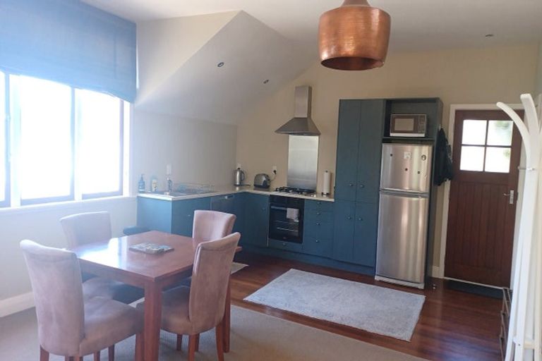 Photo of property in 90 Awa Road, Seatoun, Wellington, 6022