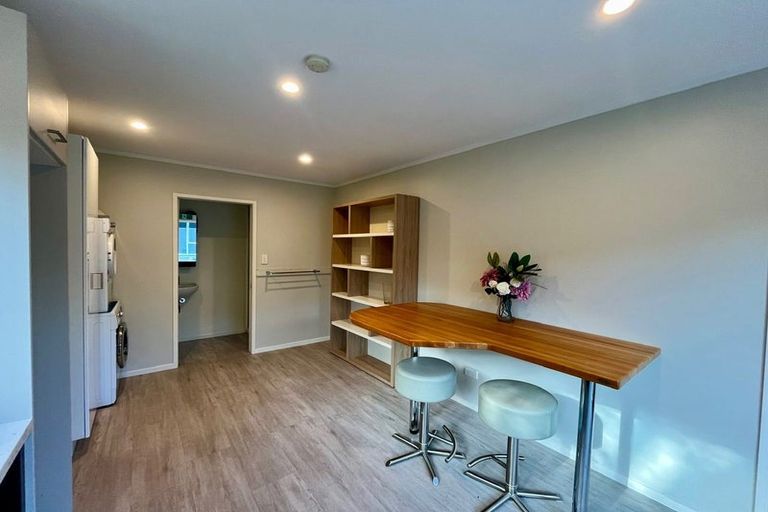 Photo of property in 632 Whangaparaoa Road, Stanmore Bay, Whangaparaoa, 0932