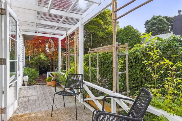 Photo of property in 1/52 Matatua Road, Raumati Beach, Paraparaumu, 5032