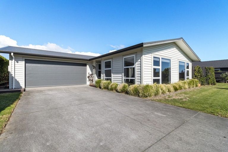 Photo of property in 10 Wentworth Lane, Waiwhakaiho, New Plymouth, 4312