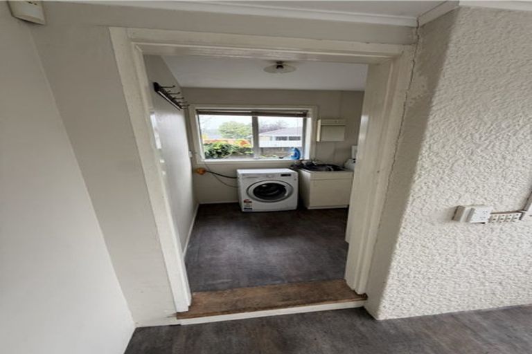 Photo of property in 8 Nyoli Street, Northcote, Christchurch, 8052