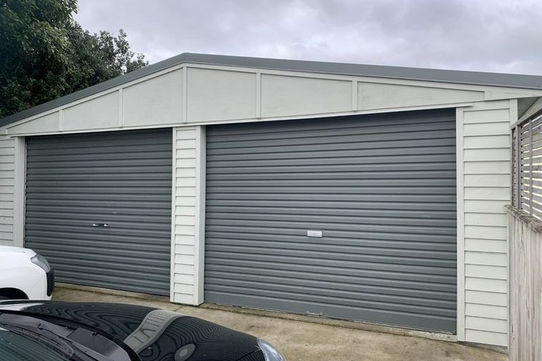 Photo of property in 1 Frood Street, Bulls, 4818