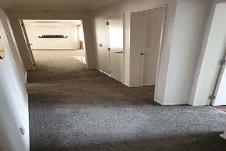 Photo of property in 22 Moonsail Drive, Whitby, Porirua, 5024