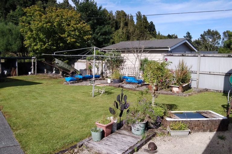Photo of property in 59 Main Road, Harihari, 7884
