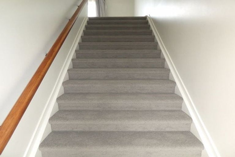 Photo of property in 1/744 Te Atatu Road, Te Atatu Peninsula, Auckland, 0610