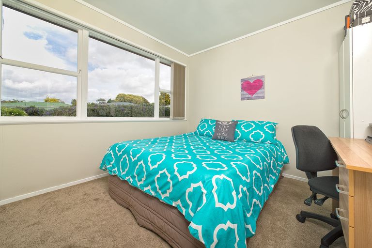 Photo of property in 4 Capella Place, Manurewa, Auckland, 2102