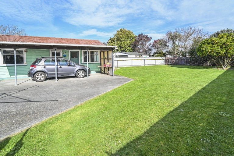 Photo of property in 10 Cornwall Road, Taradale, Napier, 4112