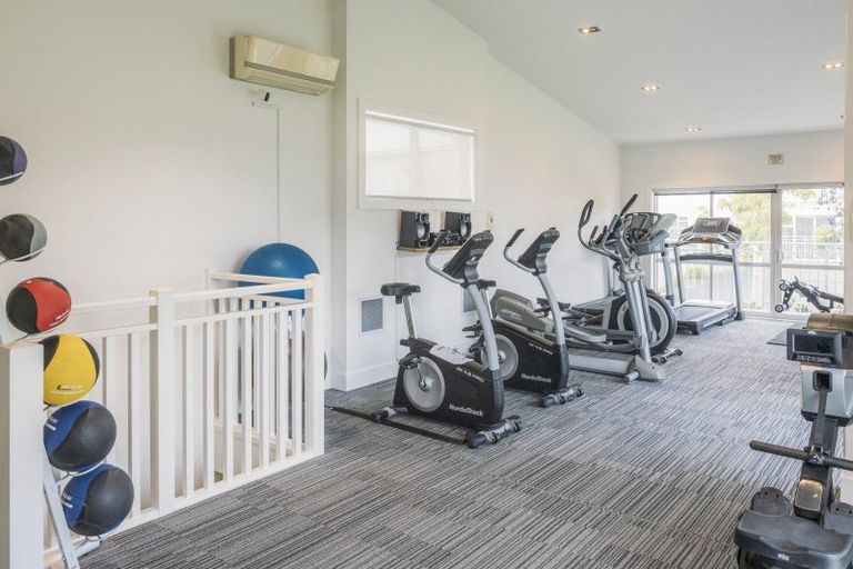 Photo of property in 74 Panorama Heights, Orewa, 0931