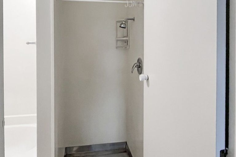 Photo of property in 2 Wembley Place, Richmond Heights, Taupo, 3330