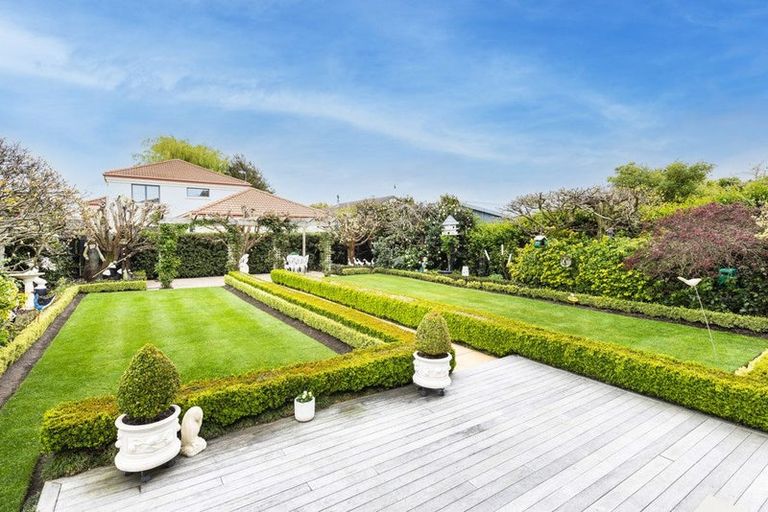 Photo of property in 9 Highsted Road, Bishopdale, Christchurch, 8053