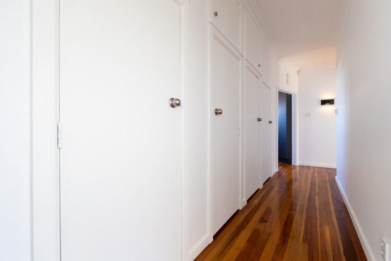 Photo of property in 113 Taradale Road, Onekawa, Napier, 4110