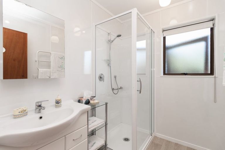 Photo of property in 8 Oak Place, Whakatane, 3120