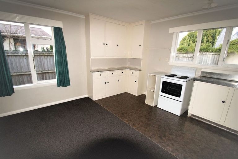 Photo of property in 14 Shaftesbury Street, Avonhead, Christchurch, 8042