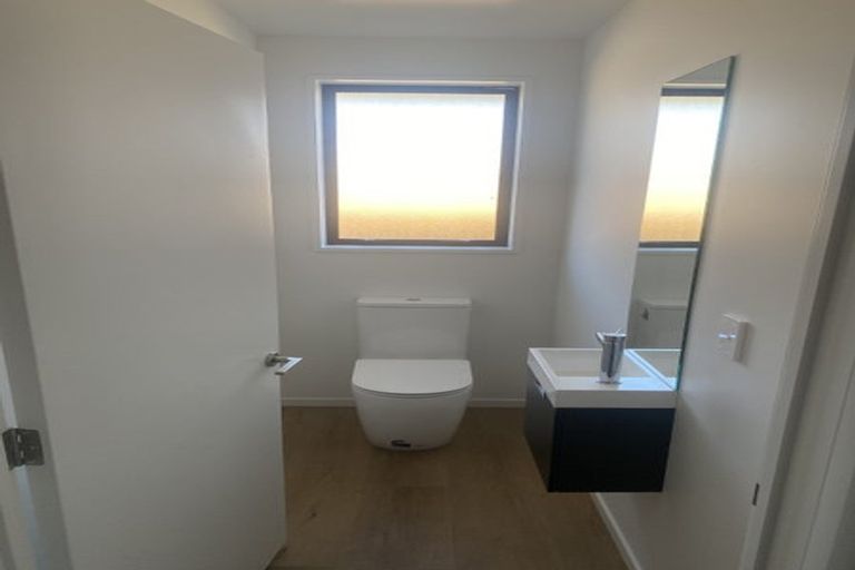 Photo of property in 19 Gemstone Place, Rolleston, 7615