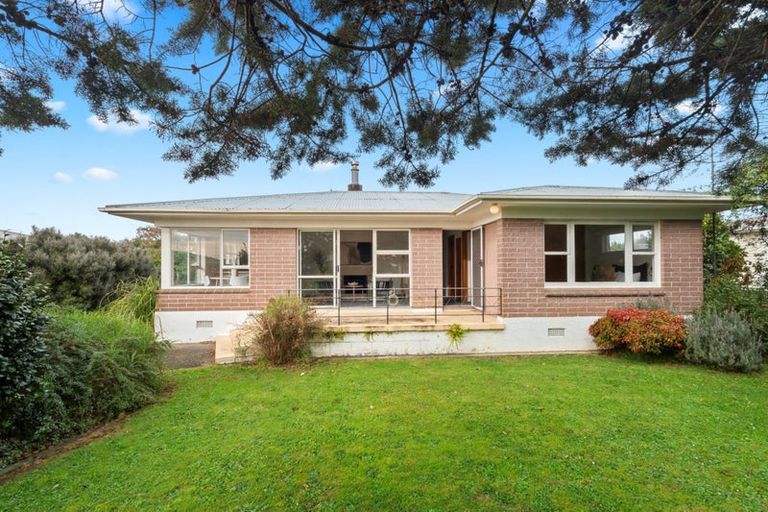 Photo of property in 10 Phillip Street, Pukekohe, 2120