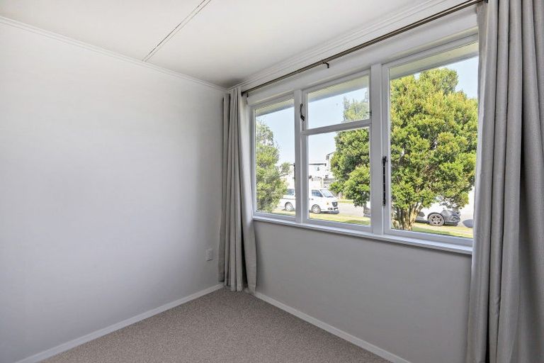 Photo of property in 14 Cottrell Crescent, Onekawa, Napier, 4110