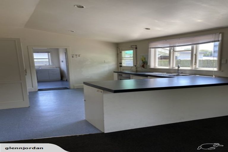 Photo of property in 11 Dickens Street, Addington, Christchurch, 8024
