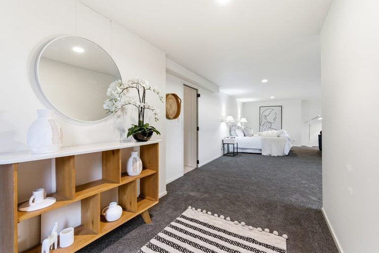 Photo of property in 1/21 Overdale Drive, Cashmere, Christchurch, 8022
